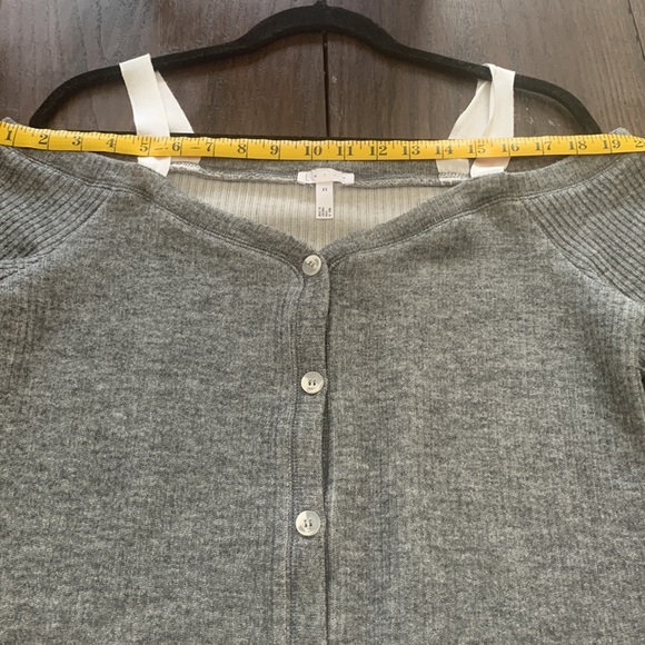 Leith xs off shoulder sweater - Picture 10 of 10